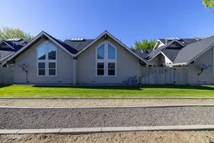 1001 Aspen Grove Cir, Minden, NV 89423 - Photo 33