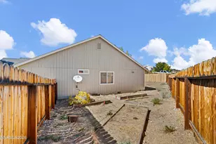 244 Walker St, Gardnerville, NV 89410 - Photo 25