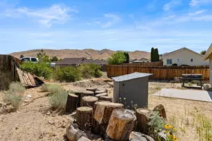 244 Walker St, Gardnerville, NV 89410 - Photo 25