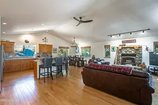 923 Michael Ct, Incline Village, NV 89451 - Photo 7