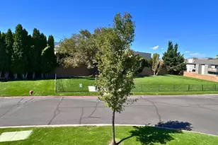 555 E Patriot Blvd, Reno, NV 89511 - Photo 9