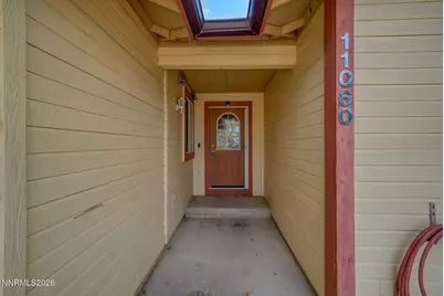 11060 Chesapeake Drive, Reno, NV 89506 - Photo 3