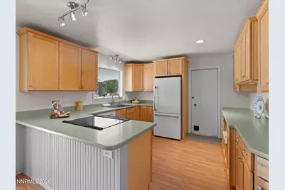 10 Bear Street, Washoe Valley, NV 89704 - Photo 19