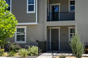 468 Blackbird Ln, Gardnerville, NV 89410 - Photo 1
