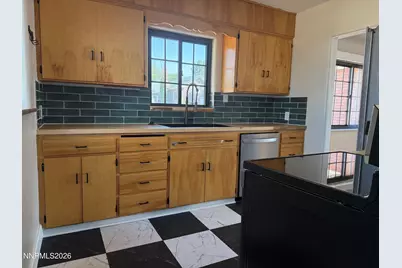 305 E 4th Street, Winnemucca, NV 89445 - Photo 9