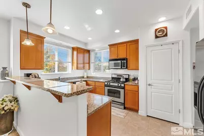 4885 Bougainvillea Circle, Sparks, NV 89436 - Photo 5