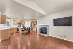 1011 Mica Dr, Carson City, NV 89705 - Photo 9