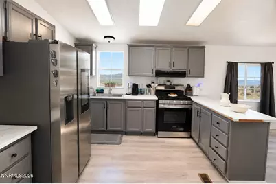 194 Julie Way, Dayton, NV 89403 - Photo 7