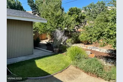 540 S Richmond Avenue, Carson City, NV 89703 - Photo 5