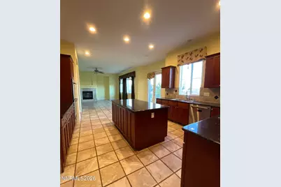 2810 Halo Drive, Sparks, NV 89436 - Photo 7