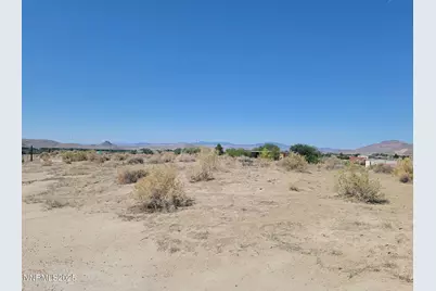 8935 Cougar Street, Silver Springs, NV 89429 - Photo 5