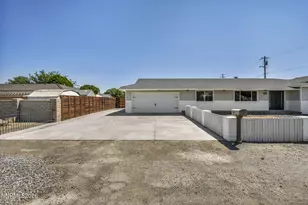 215 Ruby St, Fernley, NV 89408 - Photo 5