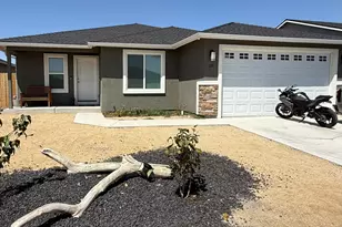 112 Toiyabe Ln, Fallon, NV 89406 - Photo 1