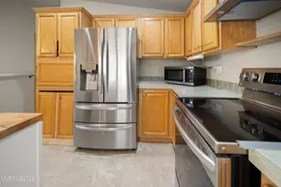 3614 Deodar St, Silver Springs, NV 89429 - Photo 7