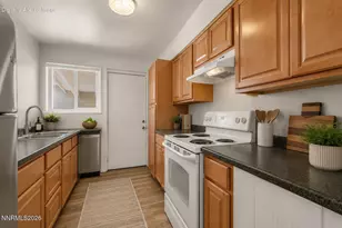 12362 Rocky Mountain St, Reno, NV 89506 - Photo 21