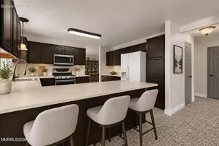 7539 Cezanne Ct, Sun Valley, NV 89433 - Photo 9