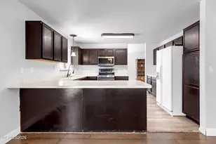 7539 Cezanne Ct, Sun Valley, NV 89433 - Photo 17