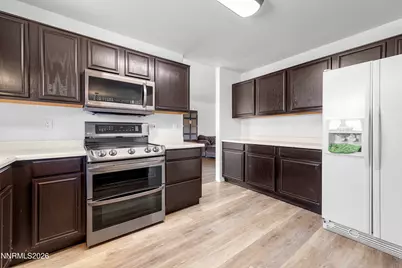 7539 Cezanne Court, Sun Valley, NV 89433 - Photo 15