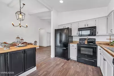 504 Pebble Court, Dayton, NV 89403 - Photo 13