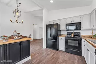 504 Pebble Ct, Dayton, NV 89403 - Photo 13