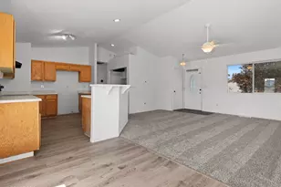 602 Ranch Rd, Fernley, NV 89408 - Photo 9