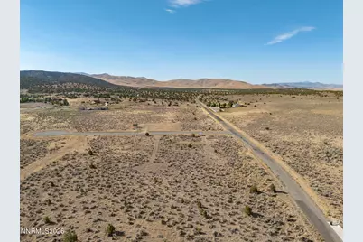 320 Veris Court, Gardnerville, NV 89410 - Photo 17
