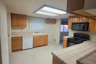 991 Sunnycrest Dr, Indian Hills, NV 89705 - Photo 7