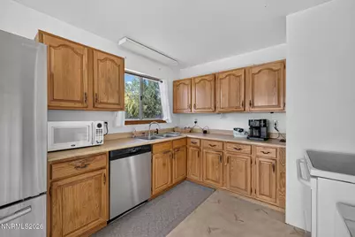 1101 Oro Way, Gardnerville, NV 89460 - Photo 15