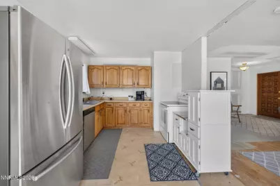 1101 Oro Way, Gardnerville, NV 89460 - Photo 13