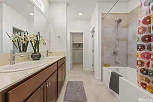 4928 Black Falcon Wy, Sun Valley, NV 89433 - Photo 15