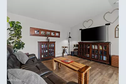 2910 Harding Circle, Reno, NV 89503 - Photo 9