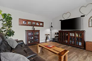 2910 Harding Cir, Reno, NV 89503 - Photo 9