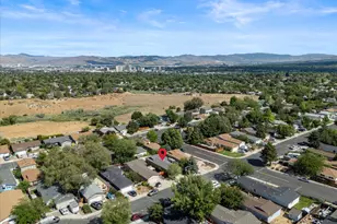 2910 Harding Cir, Reno, NV 89503 - Photo 39