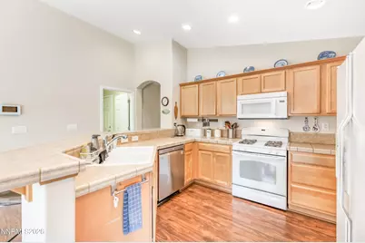 6930 Particles Court, Sparks, NV 89436 - Photo 7