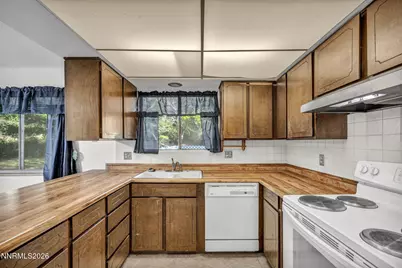 153 Wagon Circle, Reno, NV 89521 - Photo 23