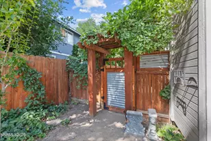 2424 Pinebrook Dr, Carson City, NV 89701 - Photo 37