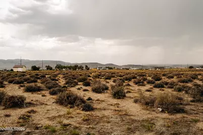 1090 E Green Avenue, Silver Springs, NV 89429 - Photo 15