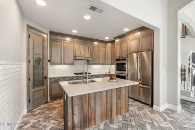 6682 Magical Drive, Sparks, NV 89436 - Photo 5