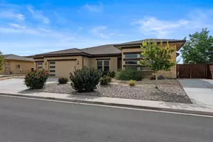 694 Raptor Wy, Fernley, NV 89408 - Photo 3