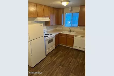 314 W 8th Street, Carson City, NV 89703 - Photo 3