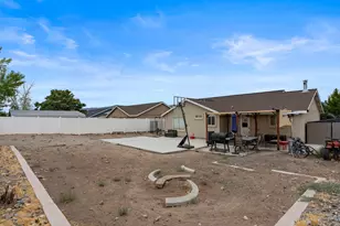 1455 Grey Bluffs Dr, Fernley, NV 89408 - Photo 25