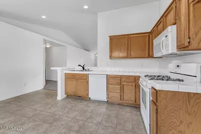 2202 Ellice Way, Fernley, NV 89408 - Photo 9