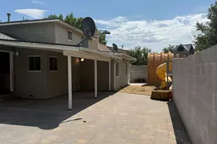 580 E Huffaker Ln, Reno, NV 89511 - Photo 9