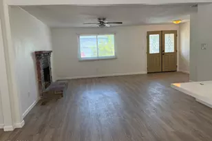 580 E Huffaker Ln, Reno, NV 89511 - Photo 5