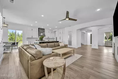14725 Chateau Court, Reno, NV 89511 - Photo 7
