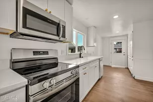 1559 D St, Sparks, NV 89431 - Photo 7