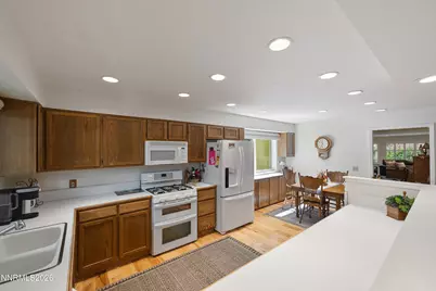 7845 N Southmoor Circle, Reno, NV 89502 - Photo 9