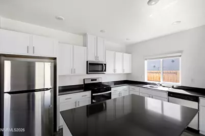 8939 Wolf Moon Drive, Reno, NV 89506 - Photo 11
