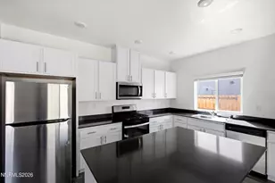8939 Wolf Moon Dr, Reno, NV 89506 - Photo 11
