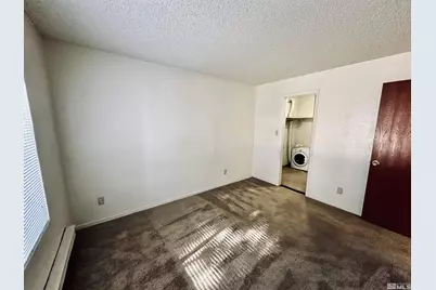 3910 Clear Acre Lane #APT 41, Reno, NV 89512 - Photo 15
